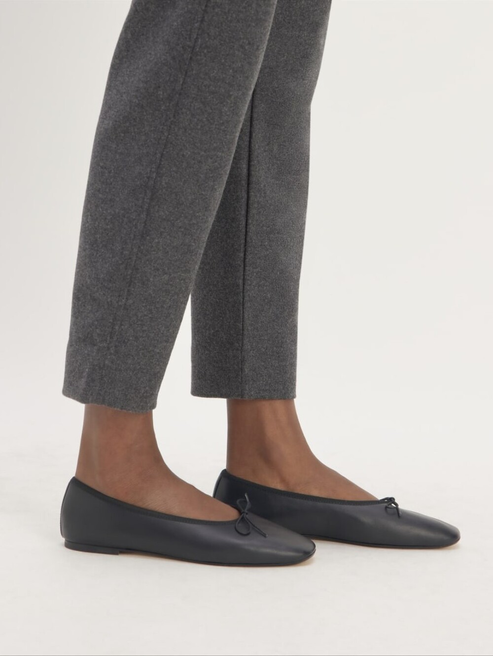 EVERLANE - Classic Women's Leather Ballet Flats - Black - Size 7